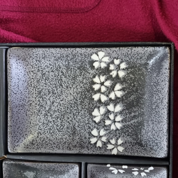 Japanese ceramic sushi set - Picture 5 of 7